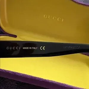 Gucci Star-Embellished Sunglasses with Purple Case Gucci | Accessories | Gucci Starembellished Sunglasses With  main image 3